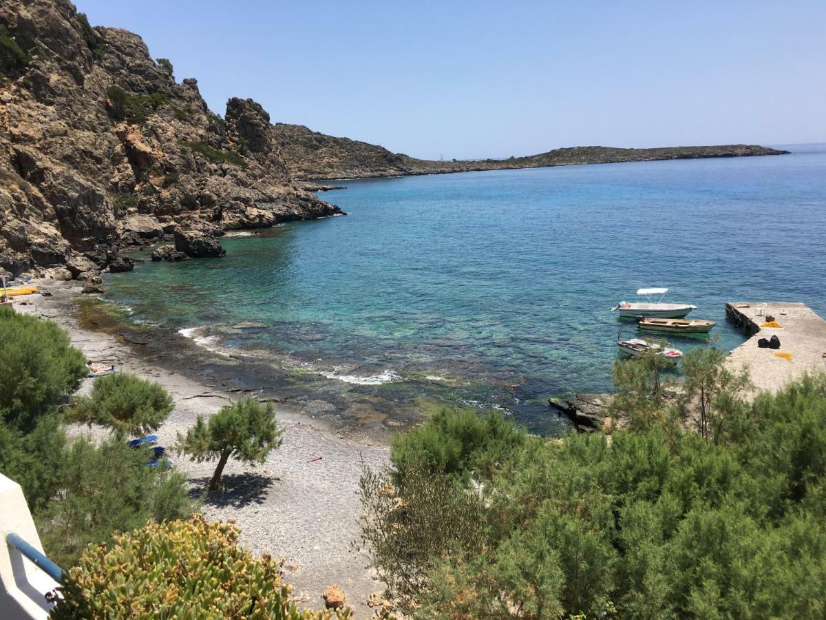 Taverna Akrogiali ลูโตร ภายนอก รูปภาพ